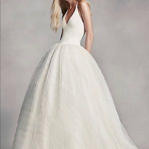 Brand new with tags Vera wang wedding dress
